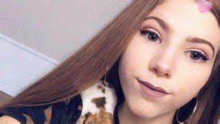 Victoria Raechel Q&A | Famous Birthdays