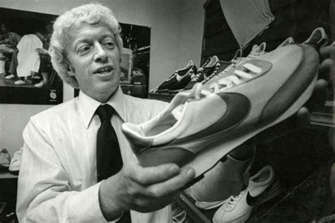 How Did Phil Knight Build Nike's Sustainable Competitive Advantage?