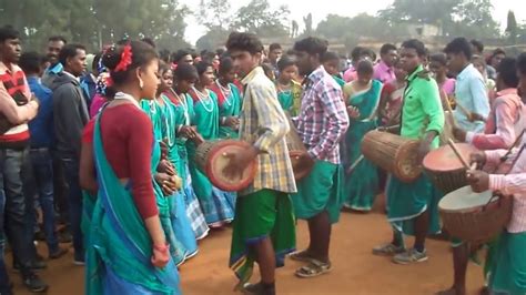 Professor Targeted for Criticising Sexual Harassment During Sohrai Festival in Jharkhand | NewsClick