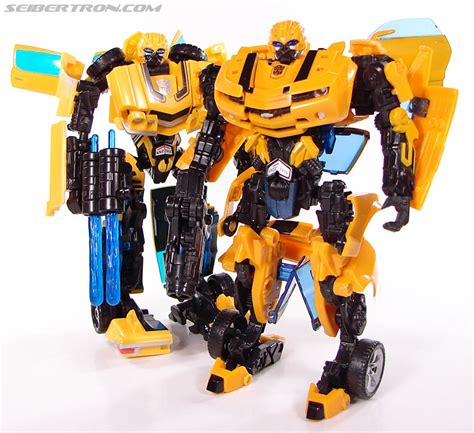 Transformers (2007) Bumblebee Toy Gallery (Image #204 of 224)