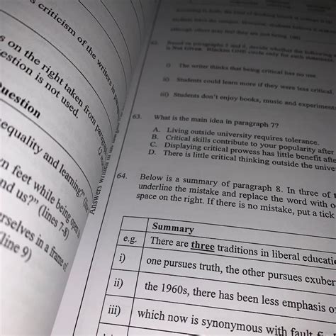 超低價售出DSE English Language Past Paper！！, 興趣及遊戲, 書本 & 文具, 教科書 - Carousell