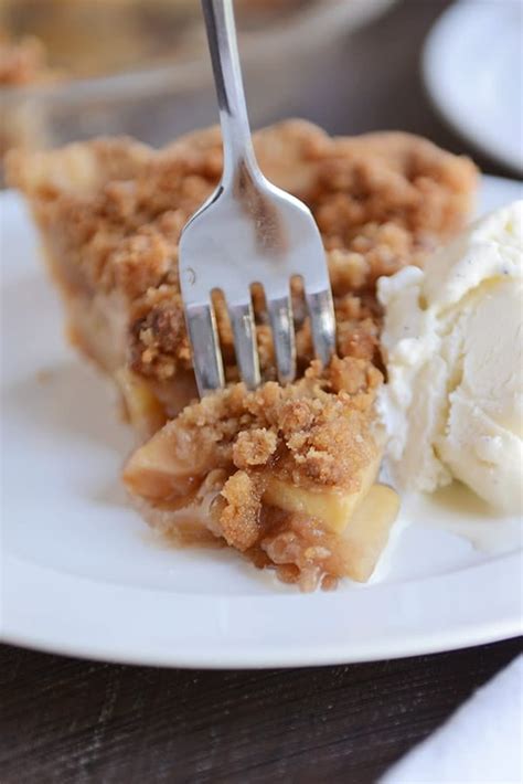 Easy Apple Crumble Pie Recipe | Mel's Kitchen Cafe