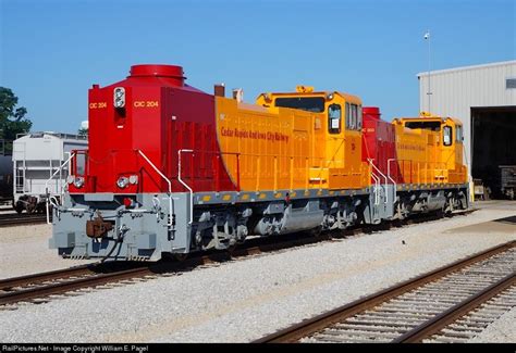 CIC 204 Cedar Rapids & Iowa City Railway Relco L4-1500XD-M at Silvis , Illinois by William E ...