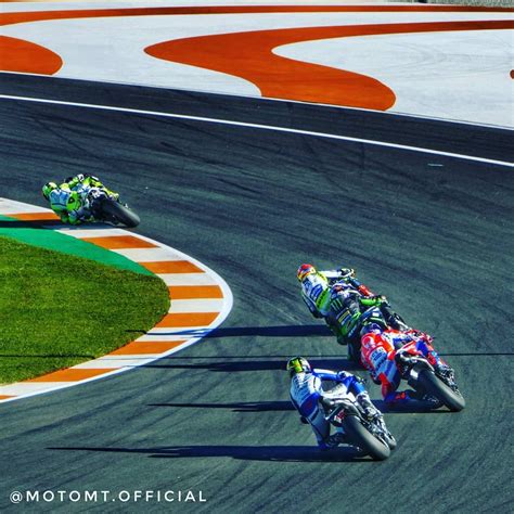 🏁🏆It's on! Moments from the 🏍 MotoGP 2017 circuit in Valencia 🇪🇸 . #motogp #raceday #motomt # ...