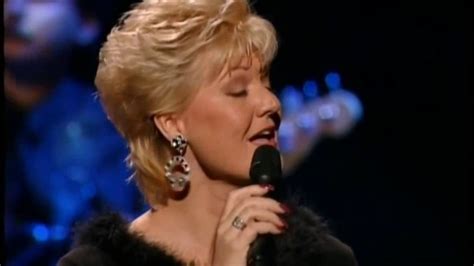 Glen & Debby Campbell Live in Concert in Sioux Falls (2001) - Let it Be Me - YouTube