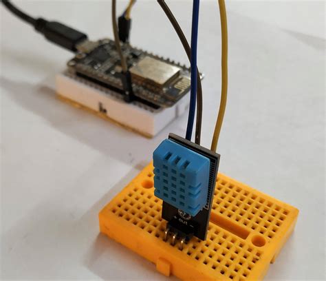 Interfacing of DHT11 Sensor With ESP8266 | NodeMCU tutorial