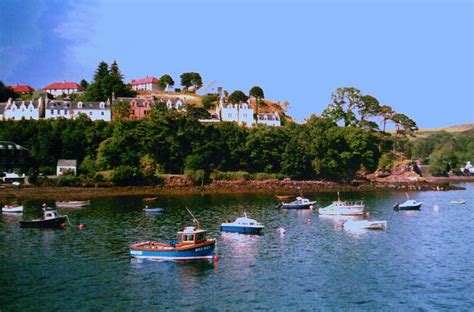 Portree Visitor Guide, Hotels, Cottages, Things to Do in Scotland