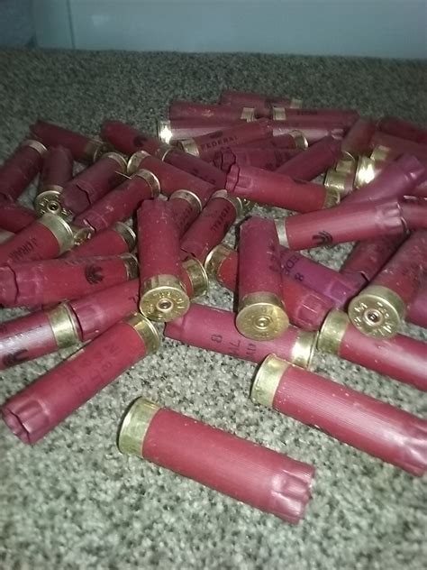 100 12 ga. FEDERAL SHOTGUN SHELL Hulls Maroon