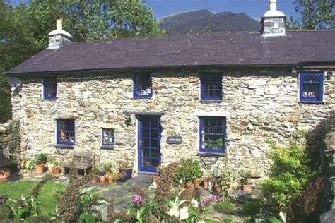 115 best images about Welsh Cottages on Pinterest | North wales ...