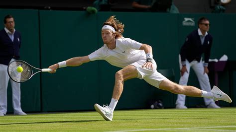 Andrey Rublev hits ridiculous winner, stuns opponent at Wimbledon | Fox ...