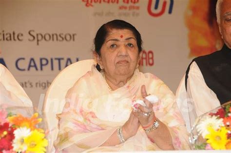 Lata Mangeshkar at the 72nd Master Deenanath Mangeshkar Awards Photo ...