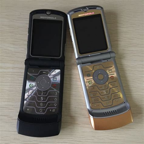 Motorola RAZR V3i Feature Phone - Gold @ Best Price Online | Jumia Kenya