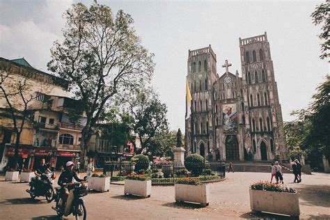 Take a Stroll in and around Hanoi’s Old Quarter in Vietnam | Will Fly ...