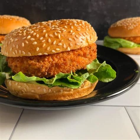 KFC Zinger Burger (Recipe, Calories, Price, more!)