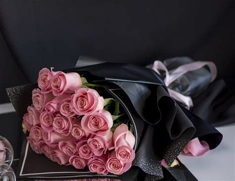 Two Dozen Blush Pink Roses Bouquet in Miami Beach, FL | Luxury Flowers Miami