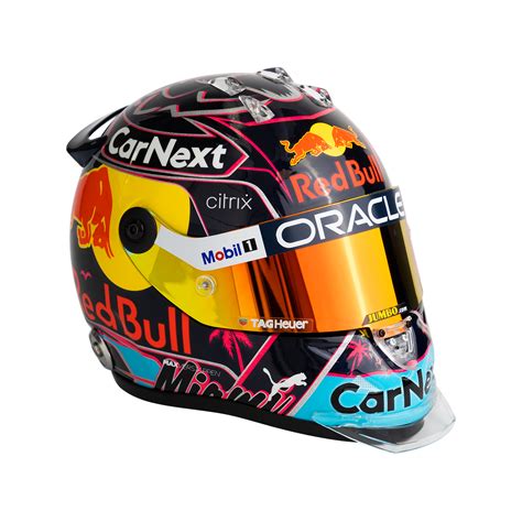 1:2 Helm Miami 2022 Max Verstappen › Helmets › Verstappen.com