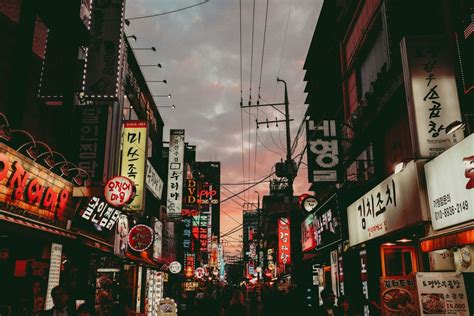 [100+] Korean Aesthetic Desktop Wallpapers | Wallpapers.com