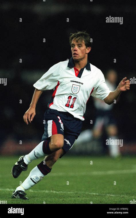 Lee hendrie 1999 hi-res stock photography and images - Alamy