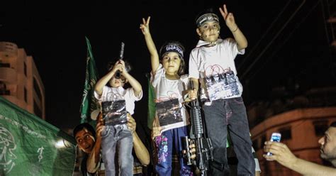 Gaza Ceasefire Brings Incredible Scenes In Gaza As Palestinians Celebrate 'Victory' | HuffPost ...