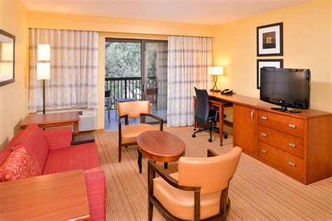 Courtyard Marriott | Hidden River Tampa