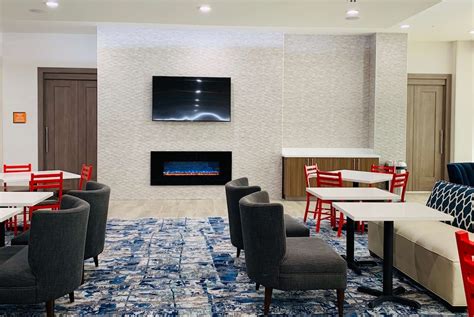 La Quinta Inn & Suites by Wyndham-Red Oak TX IH-35E Red Oak, Texas, US ...