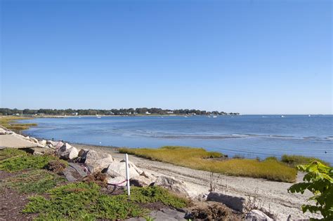 View of coastline from Fort Trumbull Beach in Milford, Connecticut image - Free stock photo ...