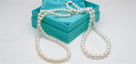 Tiffany's vs Pearl Paradise