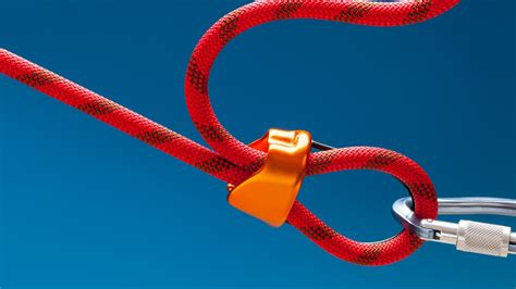 8 Best Belay Devices For 2024