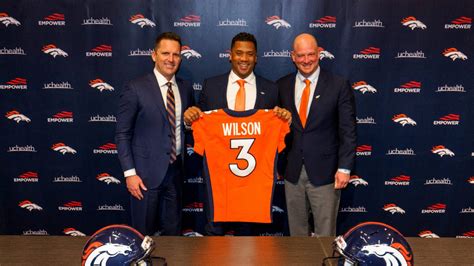 Denver Fans Get First Glimpse Of Russell Wilson In A Broncos Uniform