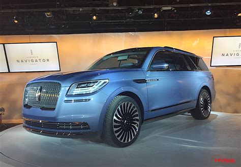 Lincoln Navigator Concept Surprises with Gullwing Doors in New York ...