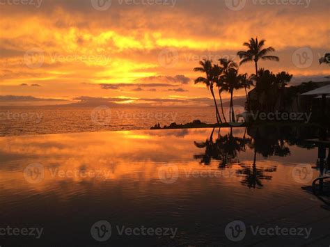 Sunset in Reflecting Pool 891618 Stock Photo at Vecteezy