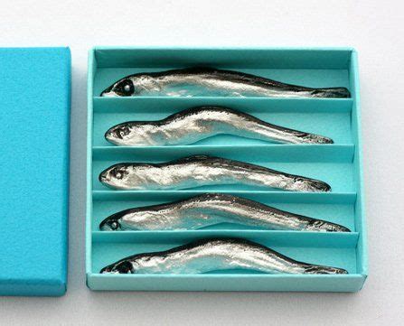 まとめのインテリア - t | 食卓に小魚を並べる。いりこの箸置き Chopstick Rest, Small Fish, Arrangement, Objects, Dining Table ...