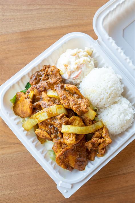 Ono Hawaiian BBQ Adds New Melemele Curry Chicken Menu Item | RestaurantNews.com