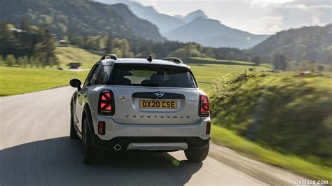 2021 MINI Countryman SE ALL4 Plug-In Hybrid - Rear | Caricos