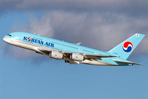 Retirement Planned: Korean Air’s Airbus A380s and Boeing B747-8s ...