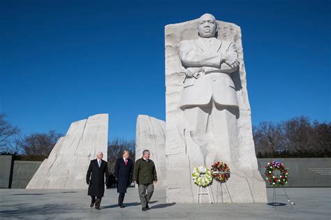 Trump Lays Wreath at Brief Visit to Martin Luther King Jr. Memorial - The New York Times