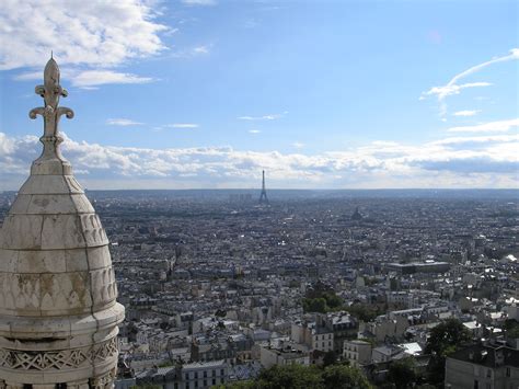 File:Montmartre Paris Aug 2006 020.jpg