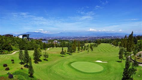 TOP 3 Golf Course in Bandung