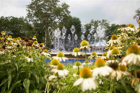 Franklin Square Fountain Adds Light and Music Show - Metrokids