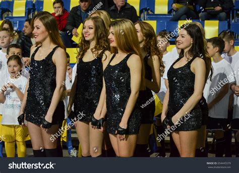 Kiev Ukraine April 08 2016 Girls Stock Photo 654445579 | Shutterstock