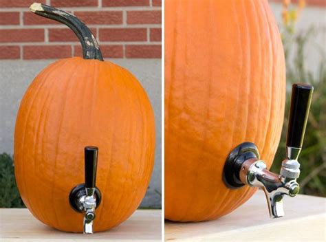 This pumpkin might be the ultimate Halloween drink dispenser. | Halloween drinks, Creepy ...