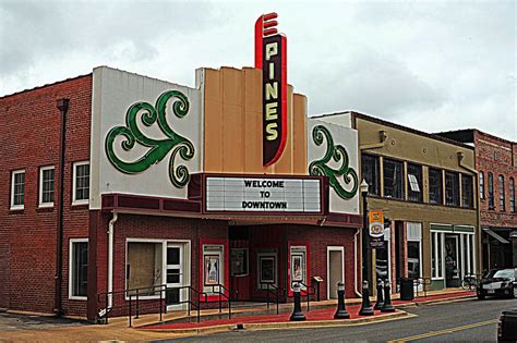 Pines.... | Pines Theater in downtown Lufkin,TX. 5.12.2012 | Rob Sneed | Flickr