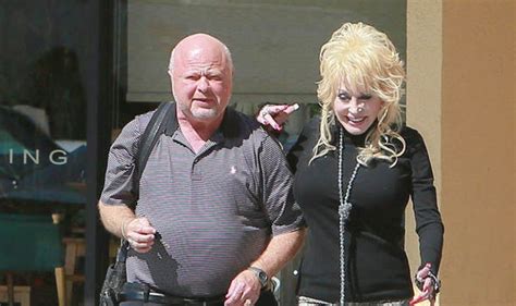 Country star Dolly Partonto renew vows on golden wedding anniversary ...