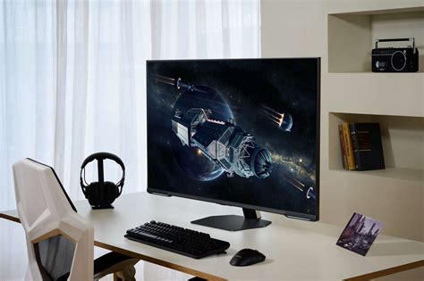 Samsung’s New Odyssey G7 Monitor Promises More Control Over Your Games