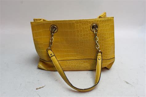 Anne Kelin Purse And Tul Highlighters 2 Pieces | Property Room