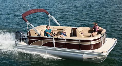 The 6 Best Luxury Pontoon Boats - Pontooners.com