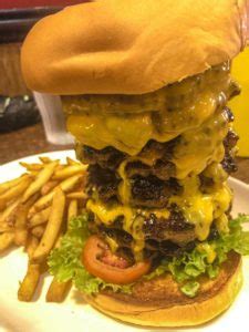 Zark's Burger: A Must Try 1-Foot Burger - The Weekendventures