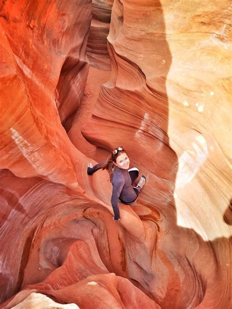 Hiking the Slot Canyons in Utah. These beautiful Slot Canyons in the ...