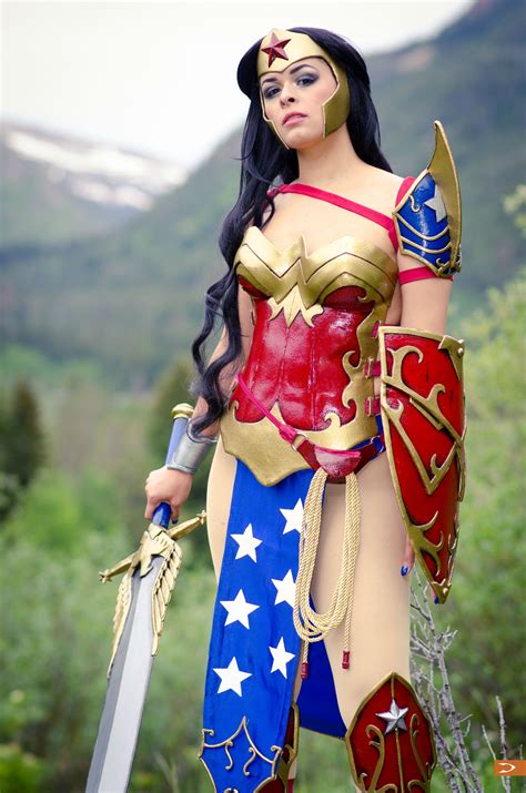 AmeComi Wonder Woman Cosplay | Wonder woman cosplay, Marvel cosplay girls, Wonder woman artwork