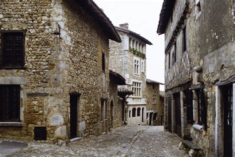 PEROUGES - Map of Pérouges 01800 France